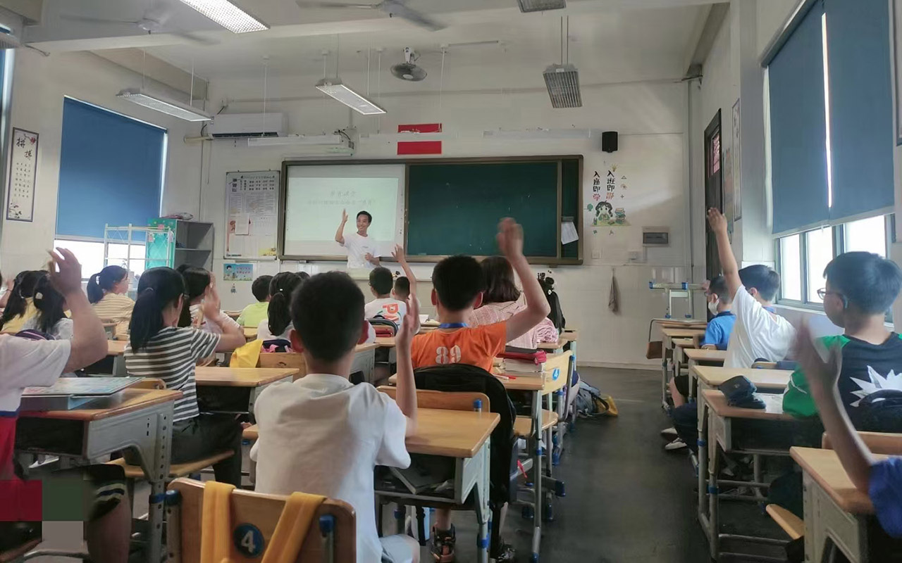 天祝冯家小学