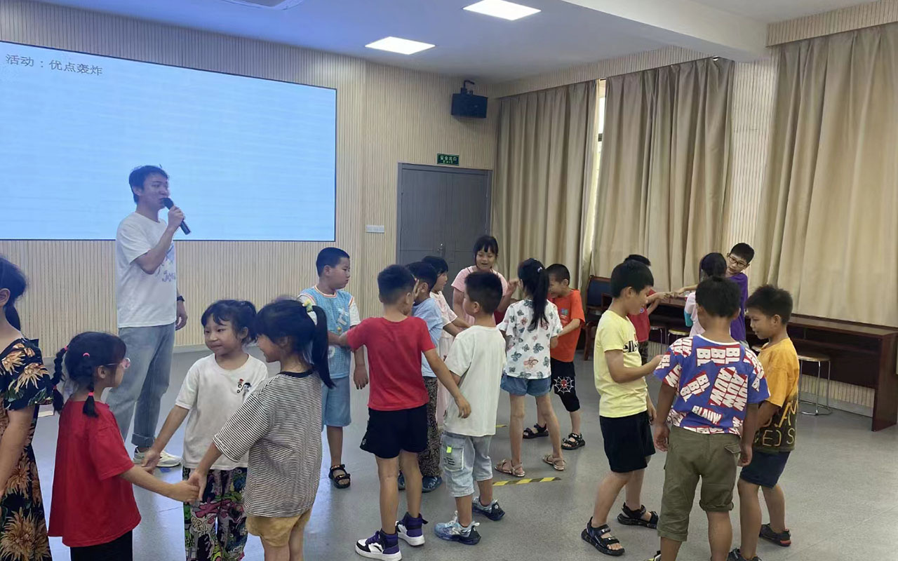 天祝龙观乡中心学校